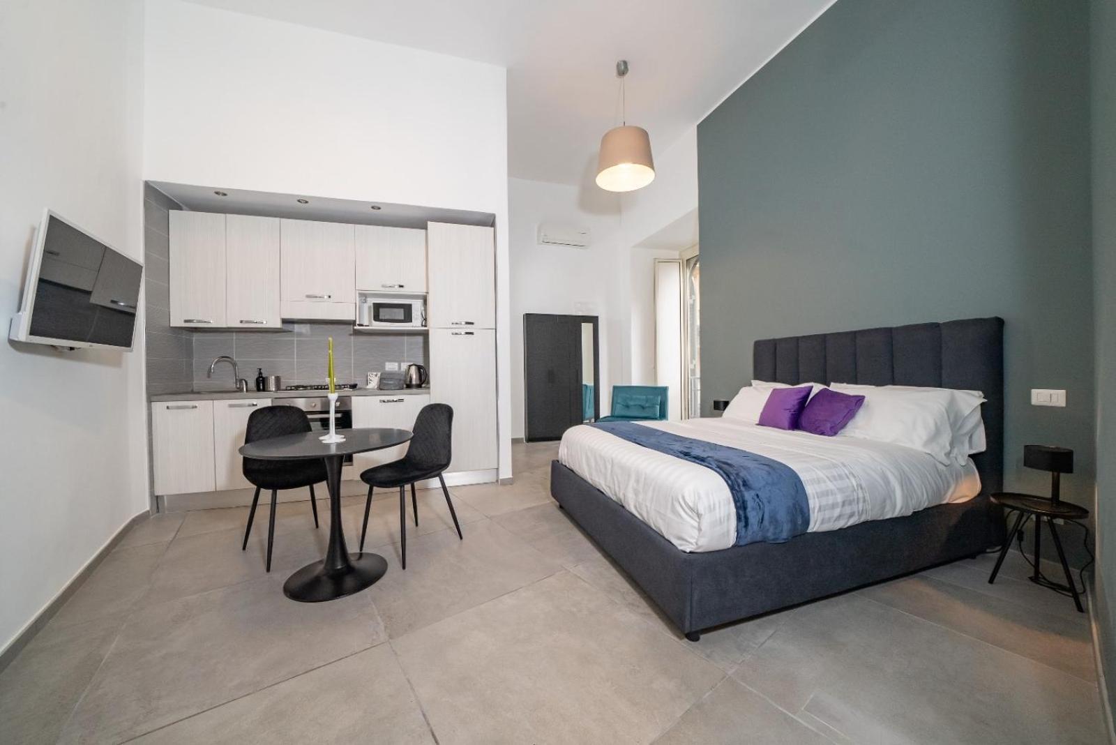 Bovio Boutique Studio Apartment Napoli Esterno foto
